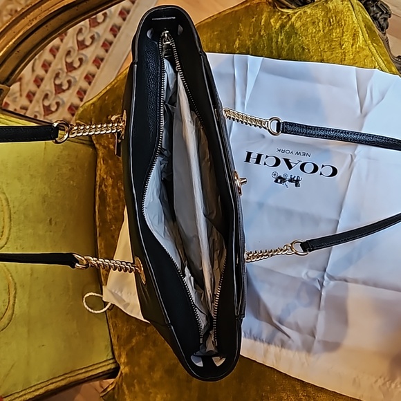 Coach Black Turnlock Chain Tote Shoulder Bag - Picture 6 of 10